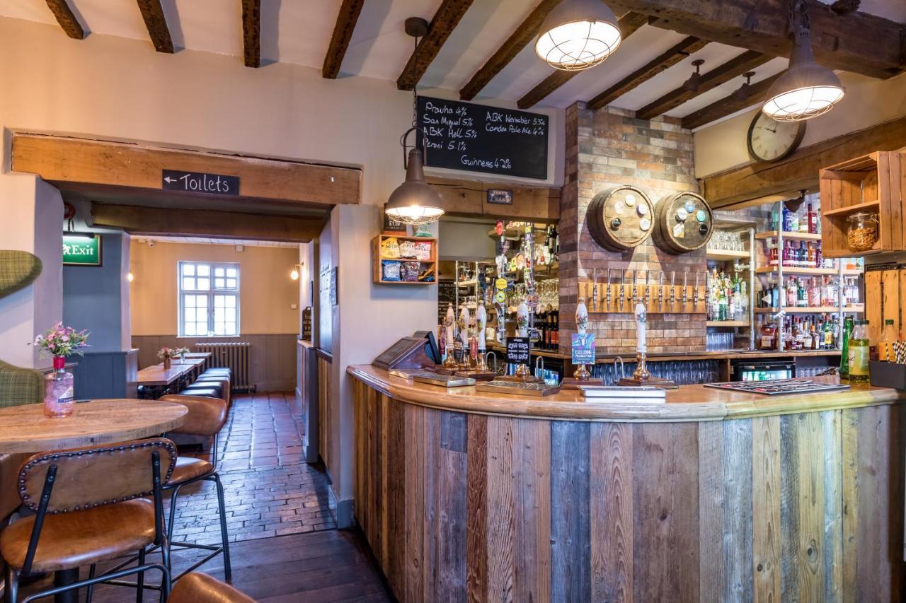 The Littleton Arms Otel Penkridge Dış mekan fotoğraf