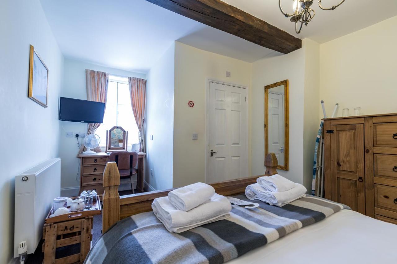 The Littleton Arms Otel Penkridge Dış mekan fotoğraf