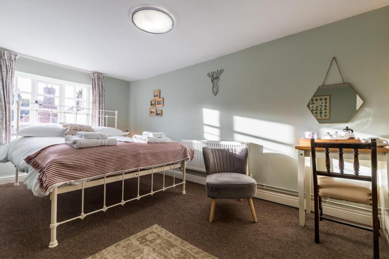 The Littleton Arms Otel Penkridge Dış mekan fotoğraf