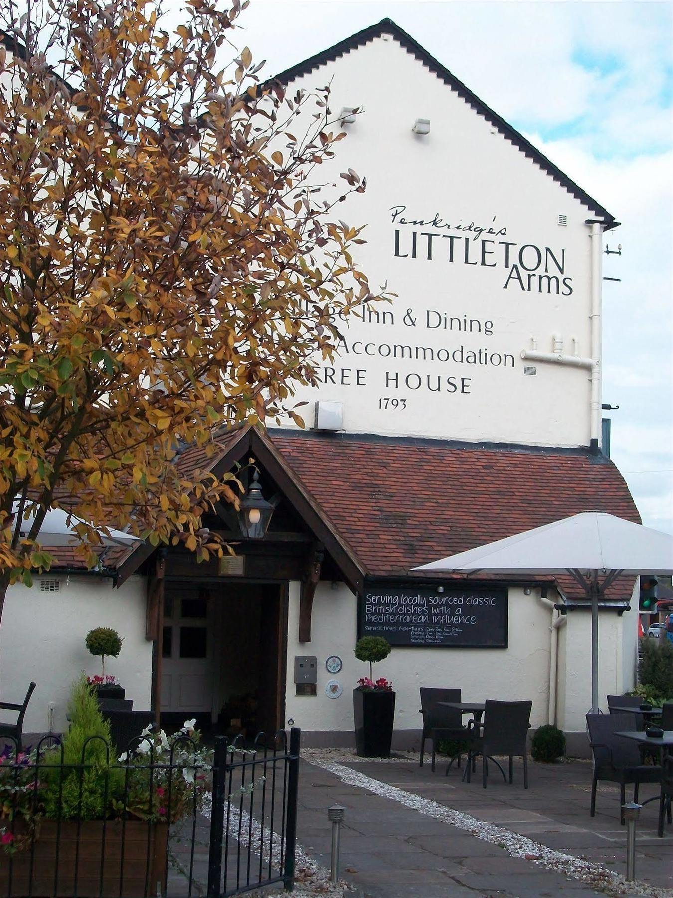 The Littleton Arms Otel Penkridge Dış mekan fotoğraf